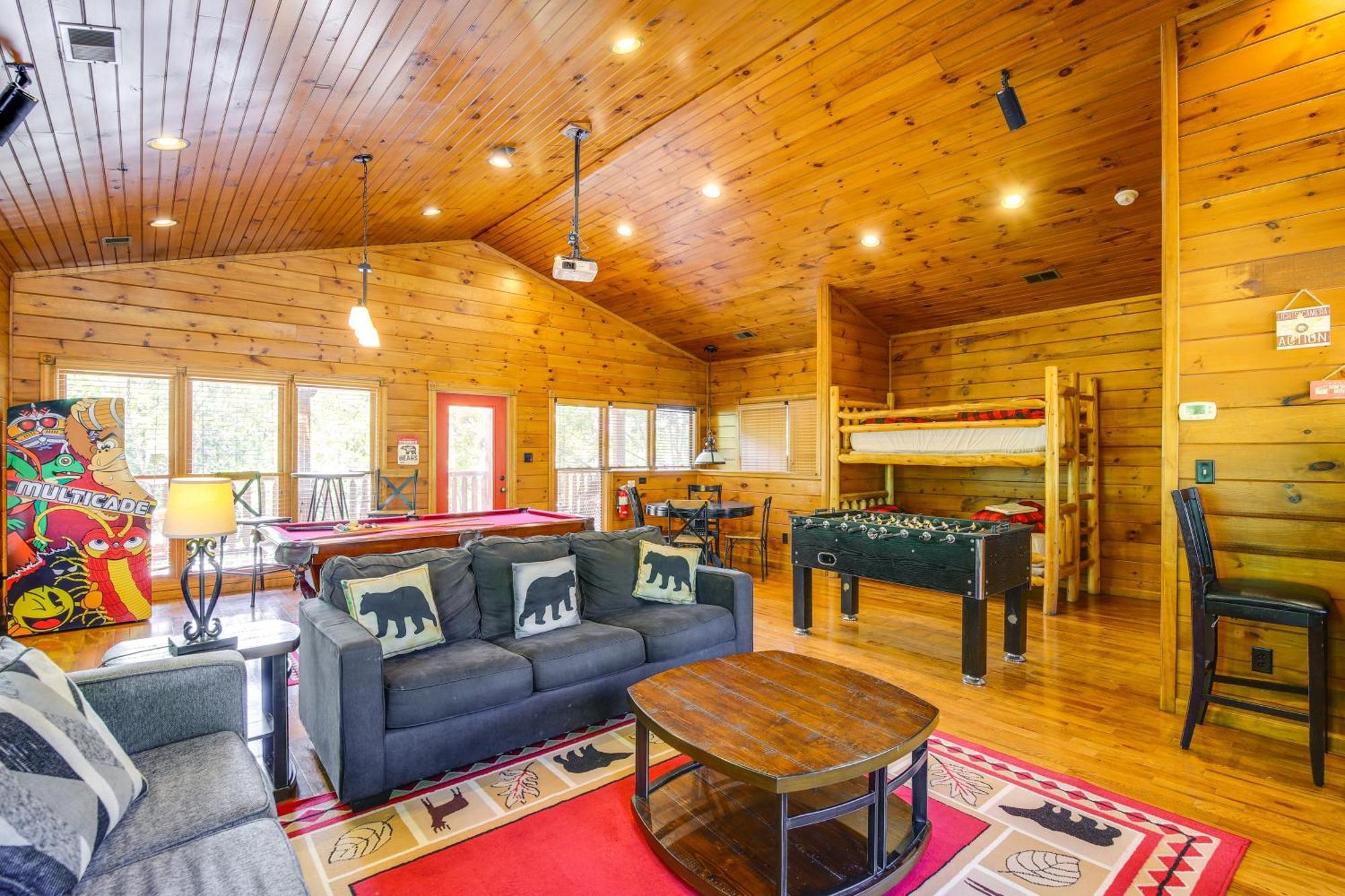 Cabin With Pool Access About 3 Mi To Downtown Gatlinburg Dış mekan fotoğraf