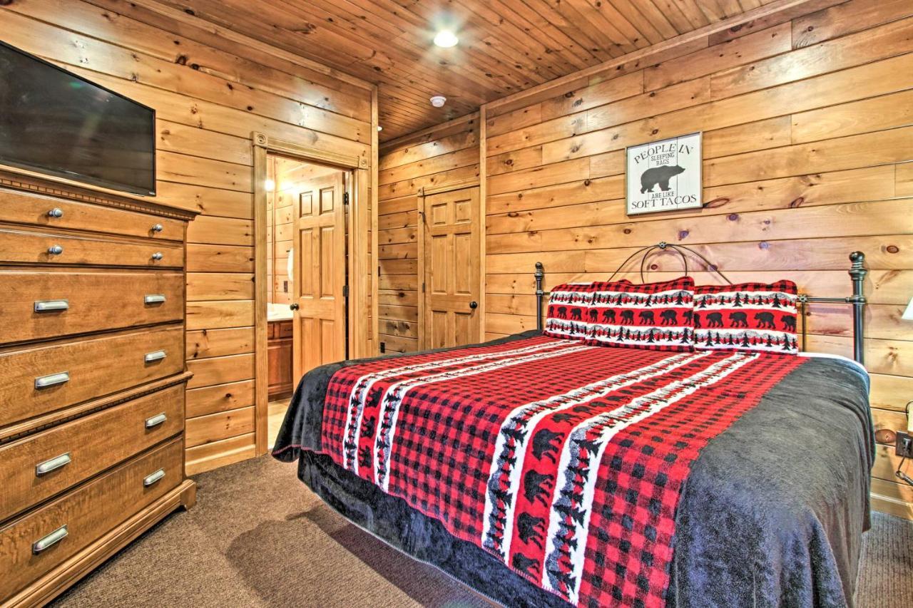 Cabin With Pool Access About 3 Mi To Downtown Gatlinburg Dış mekan fotoğraf