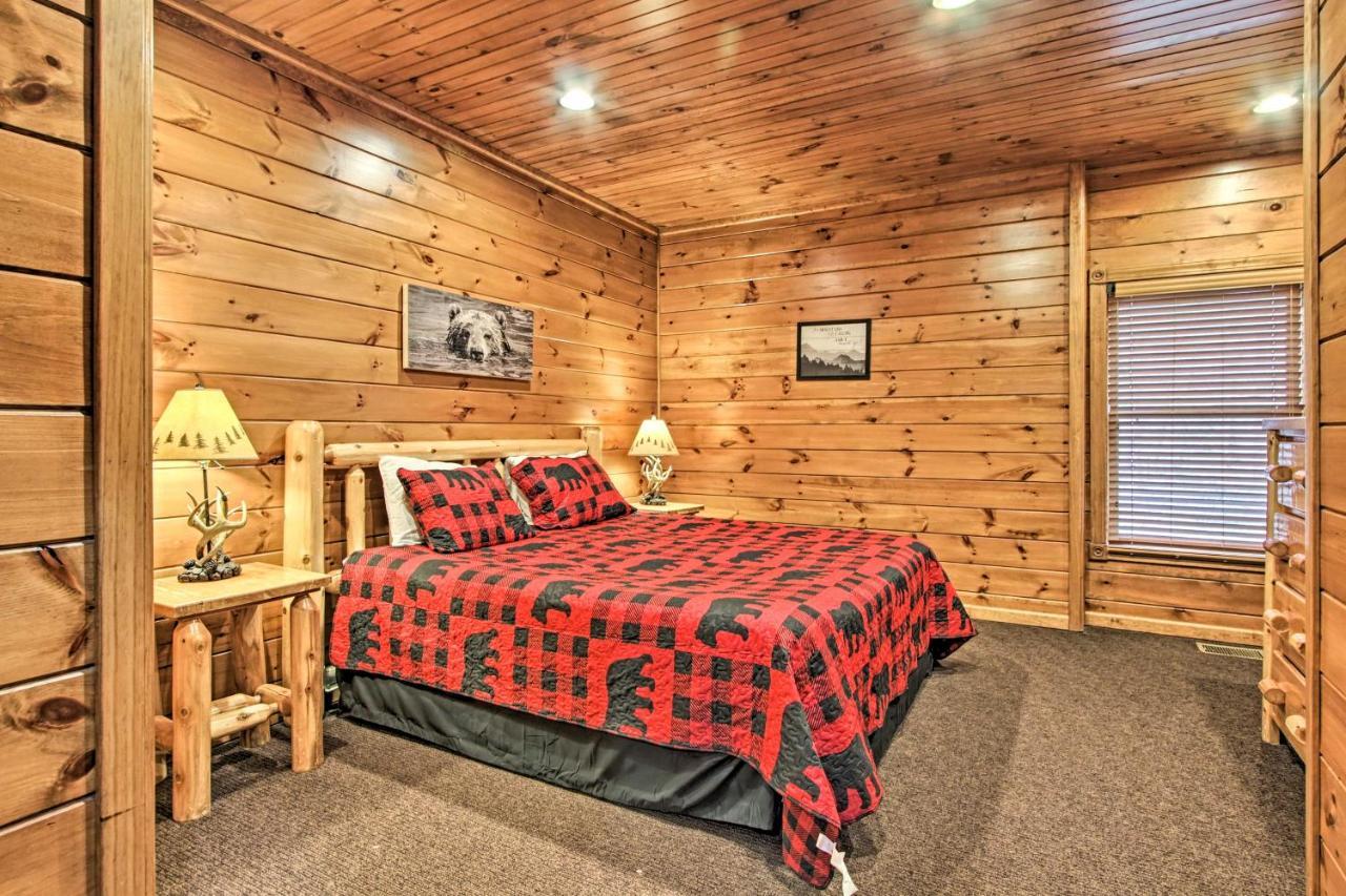 Cabin With Pool Access About 3 Mi To Downtown Gatlinburg Dış mekan fotoğraf